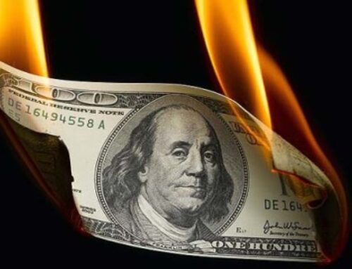 Poprava bezcenného dolaru přichází z východu